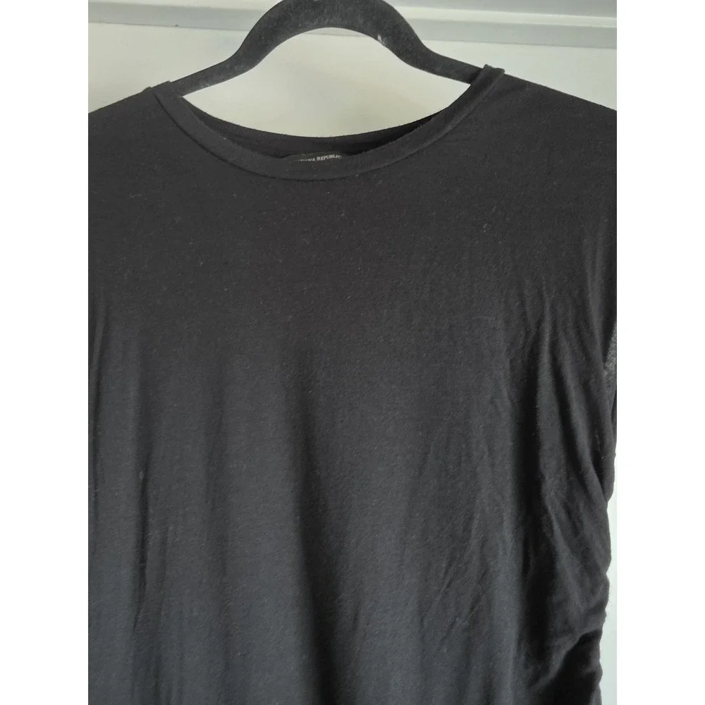 Banana Republic Women's Sleeveless T-Shirt S Black Solid Round Neck Tank Top